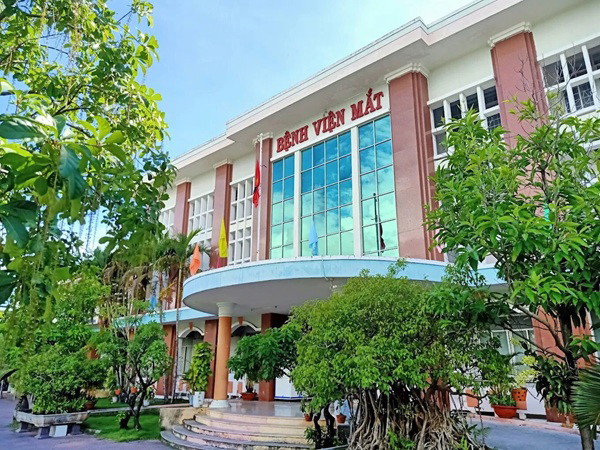 Hướng dẫn khám chữa bệnh tại Bệnh viện Mắt Phú Yên năm 2026 2 Bệnh viện Mắt Phú Yên có bề dày trên 40 năm đồng hành cùng người dân