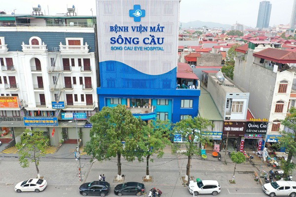 Bệnh viện có tiền thân là phòng khám Mắt do Thạc sĩ Bác sĩ Nguyễn Văn Giáp phụ trách với bề dày kinh nghiệm gần 20 năm.