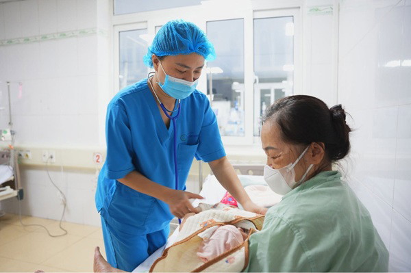 Cách đặt lịch khám Bệnh viện Sản Nhi Quảng Ninh mới nhất 2026 4 Bệnh viện luôn mang đến chất lượng dịch vụ tốt nhất cho mẹ và bé